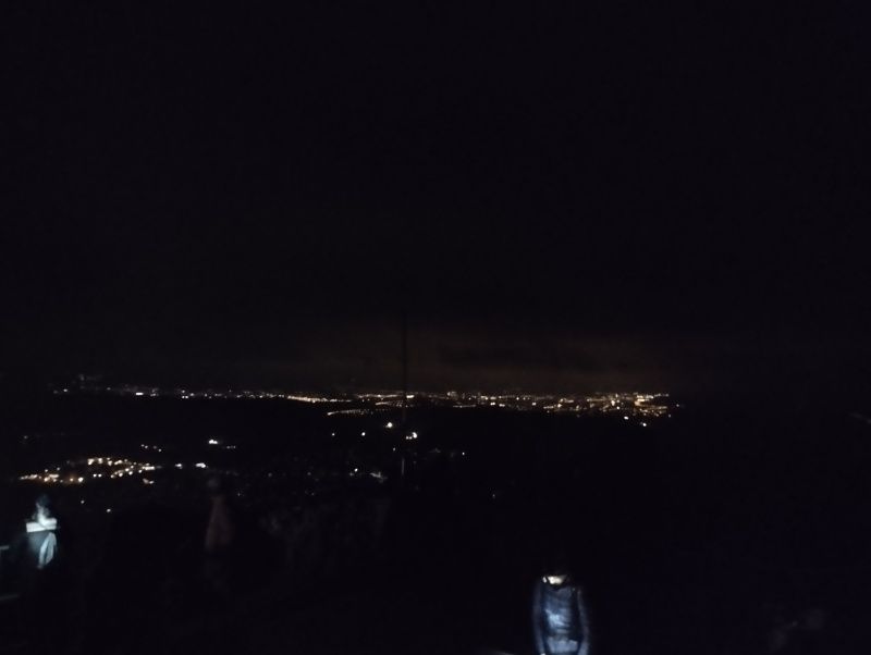 202301037